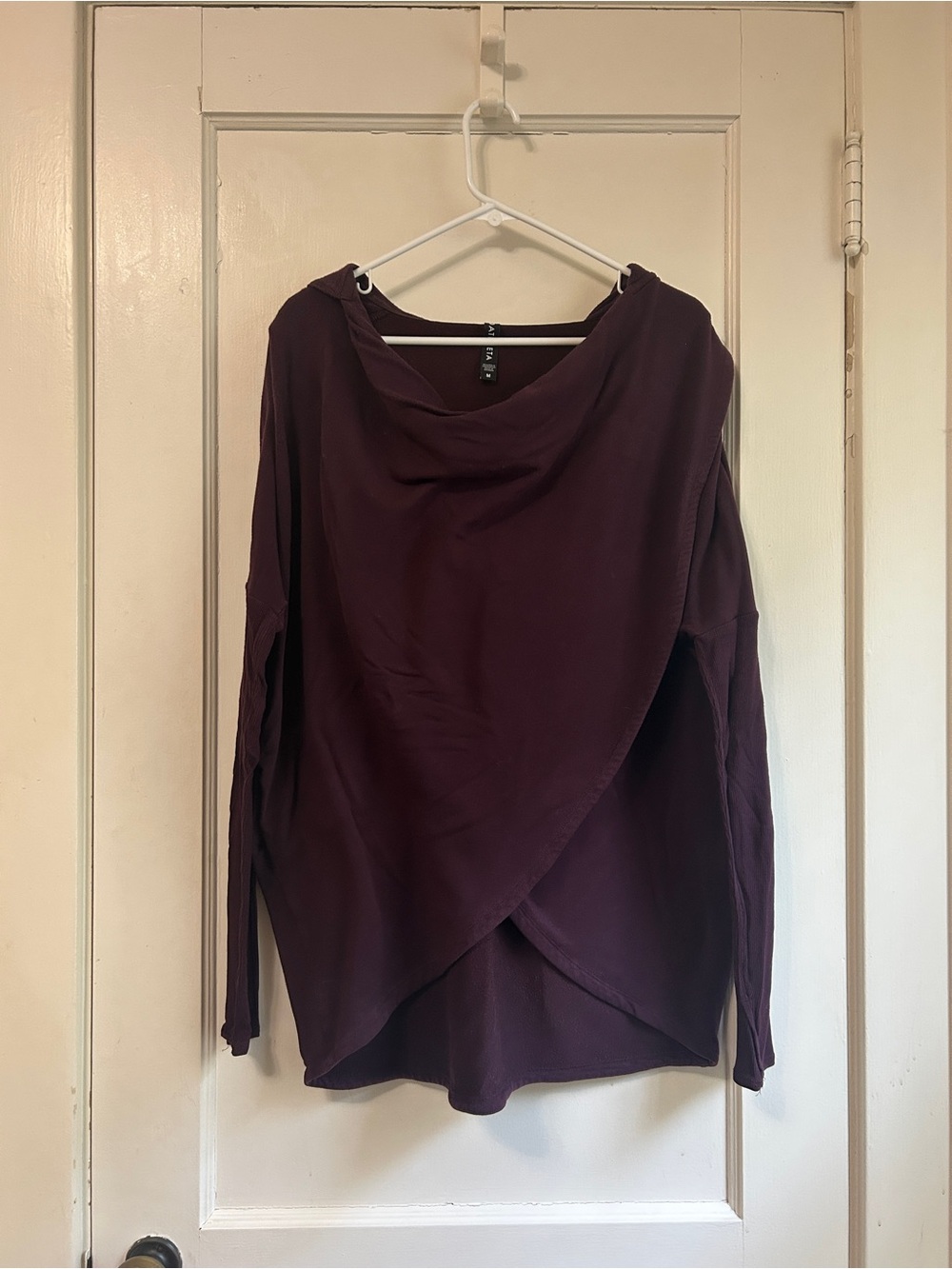 Women’s Athleta Long Sleeve Pullover Plum Hoodie — Size Medium